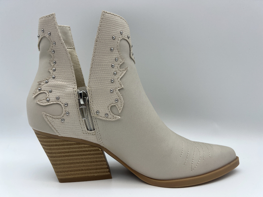 รองเท้าหนังสตรี ODM กระดุมขนาดเล็ก Self Natural Stack With Abs Heel