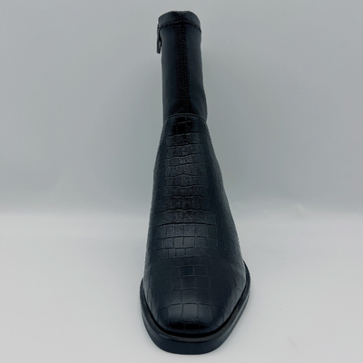 รองเท้าบูทหุ้มข้อส้นเตี้ยสตรีสีดำส้นสูงทรงสี่เหลี่ยมพร้อม TPR Outsole