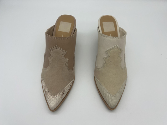 OEM Womens Pointed Toe Shoes Tan / Off White รองเท้าลำลองพร้อม TPR Outsole