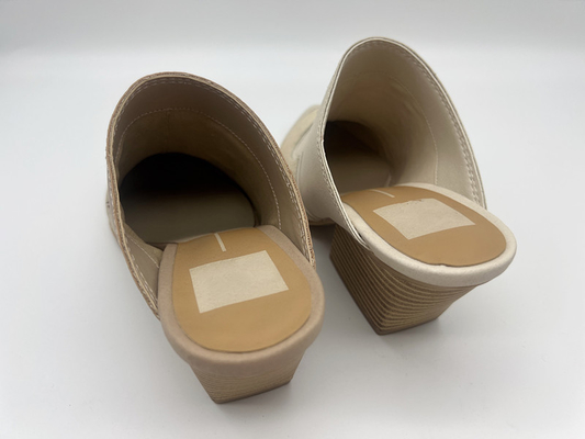 OEM Womens Pointed Toe Shoes Tan / Off White รองเท้าลำลองพร้อม TPR Outsole