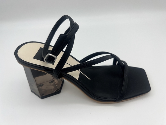 รองเท้าแตะหนังนิ่มสีดำแบบกว้างสำหรับผู้หญิง Summer Square Toe สายรัดข้อเท้า